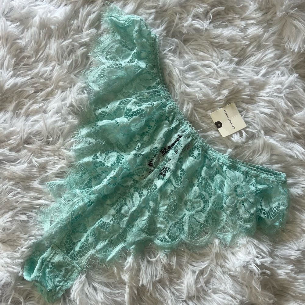 Anthro Ruffle Lace Panty - Picture 2 of 7